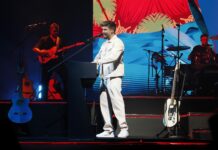 Pablo Alborán canta su 'Cu4rta Hoja' a una entregada Bogotá El cantante español Pablo Alborán