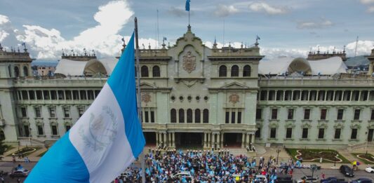 Pese a las advertencias internacionales, la incertidumbre y ataques de la Fiscalía podrían continuar.