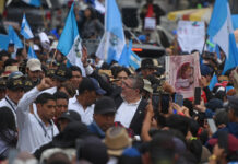5 claves para entender el "intento de golpe de Estado" en Guatemala Estas son las claves para entender el "intento de golpe de Estado", como lo ha denominado la Organización de Estados Americanos (OEA), en Guatemala, donde Arévalo de León debe que ser investido el próximo 14 de enero de acuerdo con la ley.