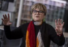 "Me gusta entrevistar a quien piensa diferente", asegura la cronista Mónica Maristain