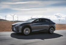 Este año hemos probado más modelos eléctricos que en los cinco años anteriores combinados. Lexus había estado fuera del festín.