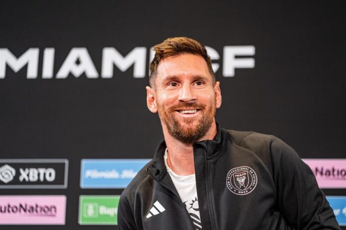 Lionel Messi 12.1 Lionel Messi, futbolista argentino.