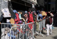 La ciudad tiene a su cargo en este momento a 67.600 de los migrantes, a los que dan albergue, comidas y otros servicios.