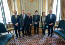 Javier Milei recibe a la delegación presidencial de Estados Unidos en Buenos Aires La delegación estadounidense conversó con Milei "sobre las prioridades compartidas entre ambos países en la defensa de los derechos humanos.