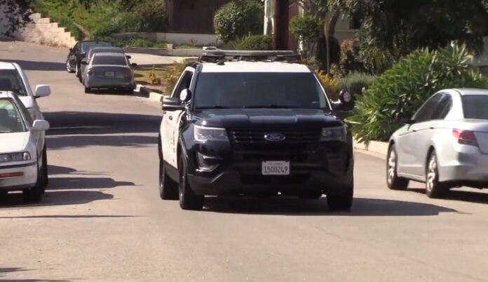 Policía de Los Ángeles.