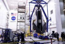 La NASA recibe el primer avión espacial de carga Dream Chaser La nave, denominada Tenacity y no tripulada, será sometida ahora a pruebas en el Centro Neil Armstrong de la NASA en Ohio para un primer lanzamiento previsto en la primera mitad de 2024.