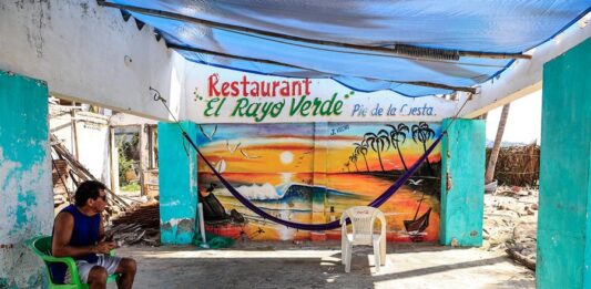 Hoteles de la zona solían ser los más abarrotados por los cientos de turistas que visitan el puerto, las playas de la Costera eran las más abarrotadas.