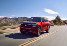 2024 Volkswagen Atlas: ¿Keeping up with the Joneses? El VW está a la defensiva, y refrescan al Atlas en el 2024 en el interior, en un indicio de que tratan de “tener lo mismo que el vecino".
