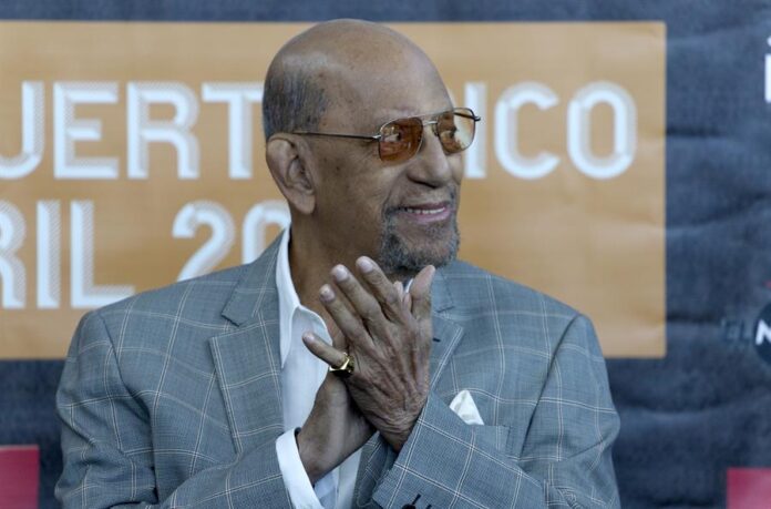 Willie Rosario Rosario aprovechó para confirmar que su cumpleaños es el 6 de mayo, aclarando que algunos portales de internet informan erróneamente de que tiene 93 años en vez de 99.