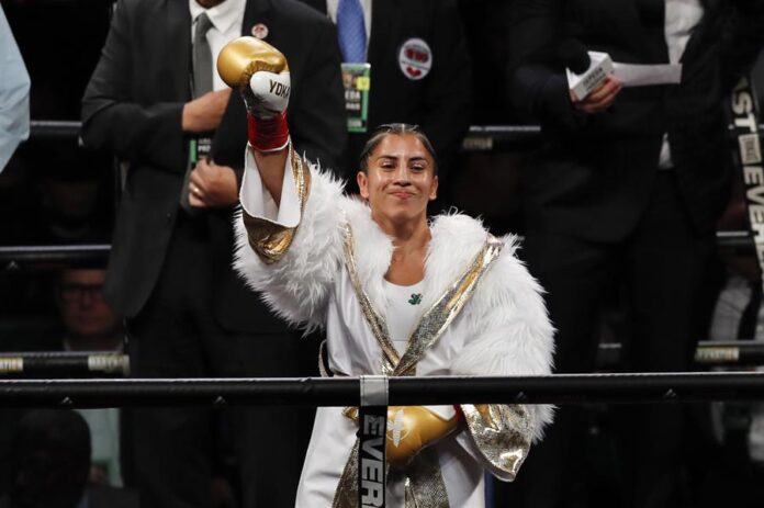 Yokasta Valle Yokasta Galeth Valle Álvarez comenzó a boxear a los 13 años y hace 7, en 2016, reinó como campeona del peso átomo.