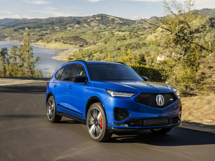 El Acura MDX es el vehículo insignia de la división de lujo de Honda. Es el auto más grande y mejor equipado de Acura.