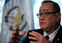 Giammattei dejará el poder en Guatemala tras gestión marcada por denuncias de corrupción Una de las tachas más notables en la gestión de Alejandro Giammattei es que en 2022 decidió renovar el mandato al frente al Ministerio Público de Consuelo Porras Argueta.