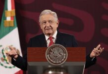 López Obrador responde a Trump que "no se puede cerrar" la frontera de EE.UU. con México El gobernante mexicano reaccionó a la victoria de Trump, quien arrasó el lunes con más del 50 % de los votos en los caucus de Iowa.