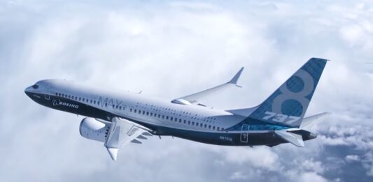 Las inspecciones requeridas durarán entre cuatro y ocho horas por avión", apuntó la agencia federal, que estimó en 171 los aviones afectados en todo el mundo.