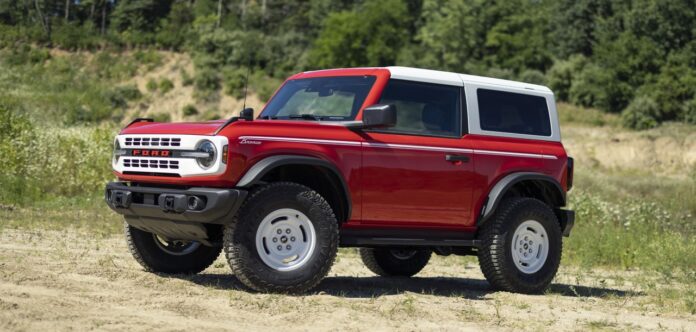 Justo ese año, 1966, Ford Motor Company debutó uno de sus modelos más conocidos, el Ford Bronco, que recorrió cinco generaciones hasta 1996.