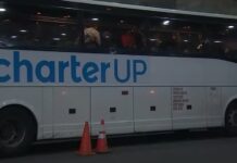Según la publicación de Jersey City, los autobuses han llegado a estaciones de Secaucus, Fanwood, Edison y Trenton, que tienen conexiones de tren en torno a una hora con la Gran Manzana.