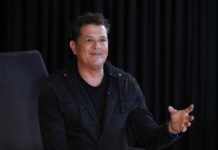 Carlos Vives estará en el Festival Nacional e Internacional de Folklore en Uruguay.
