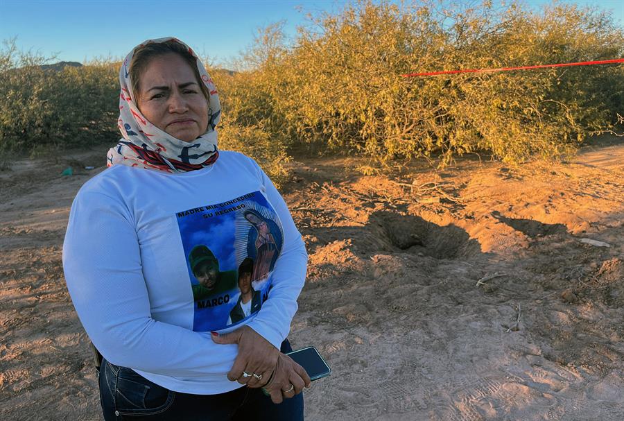 Cecilia Flores, líder del colectivo Madres Buscadoras de Sonora, participa hoy en una jornada de búsqueda de personas desaparecidas (1)