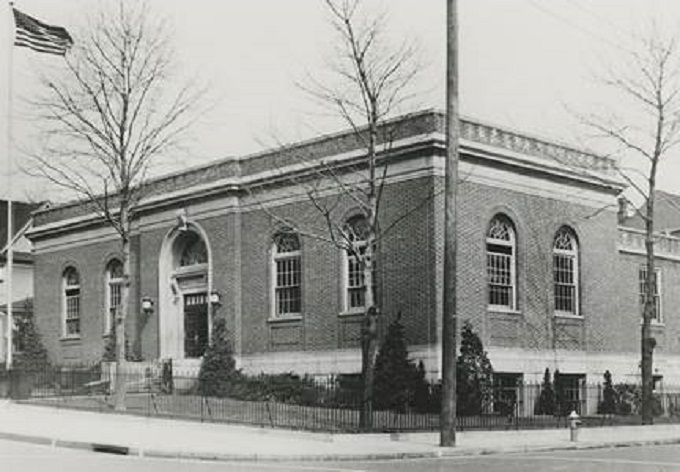 Centenario de la Sucursal de Woodhaven