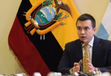Noboa agradece el apoyo unánime del Parlamento a sus políticas de seguridad: "Ceder ante el mal, jamás" "Ceder ante el mal, jamás; luchar incansablemente, siempre. ¡Que viva el Ecuador!", ha enfatizado el mandatario.