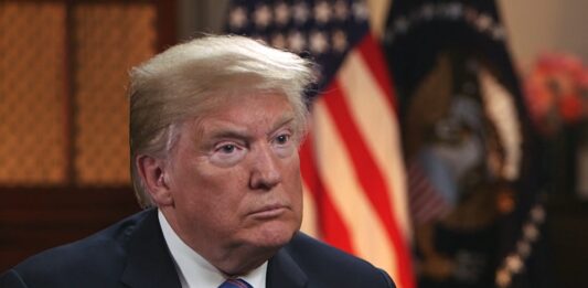 El expresidente Donald Trump planea hablar mañana en los alegatos finales del juicio civil por fraude contra su empresa familiar.