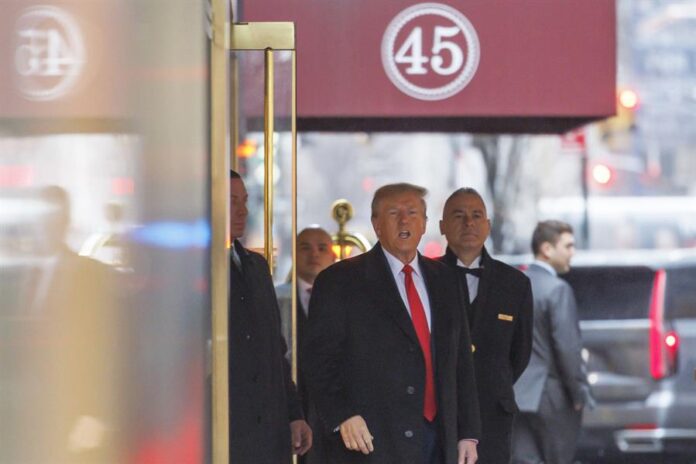Donald Trump (4)