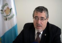 Arévalo dice que los "golpistas" están "desesperados" ante su investidura en Guatemala El presidente electo de Guatemala, Bernardo Arévalo de León