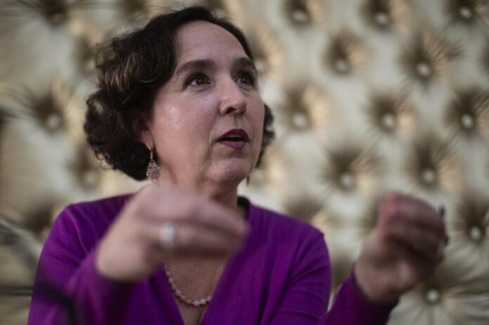 La abogada Ana Saiz, coordinadora del libro 'Vidas desplazadas. La migración en México' La abogada Ana Saiz, coordinadora del libro 'Vidas desplazadas. La migración en México'
