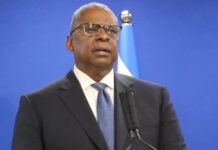 El Pentágono revela que el secretario de Defensa ha estado hospitalizado desde el 1 de enero Austin, de 70 años, se encuentra inmediatamente detrás del presidente Joe Biden en la cadena de mando del Ejército y desempeña un papel central en los numerosos desafíos militares.