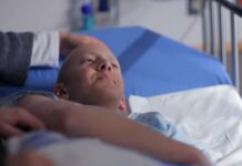 Un estudio del Nemours Children’s Health que publica Cancer Research Communications investigó el uso de este virus para tratar el neuroblastoma, tanto en ratones como en modelos de ratón, que reproducía esta enfermedad en humanos.