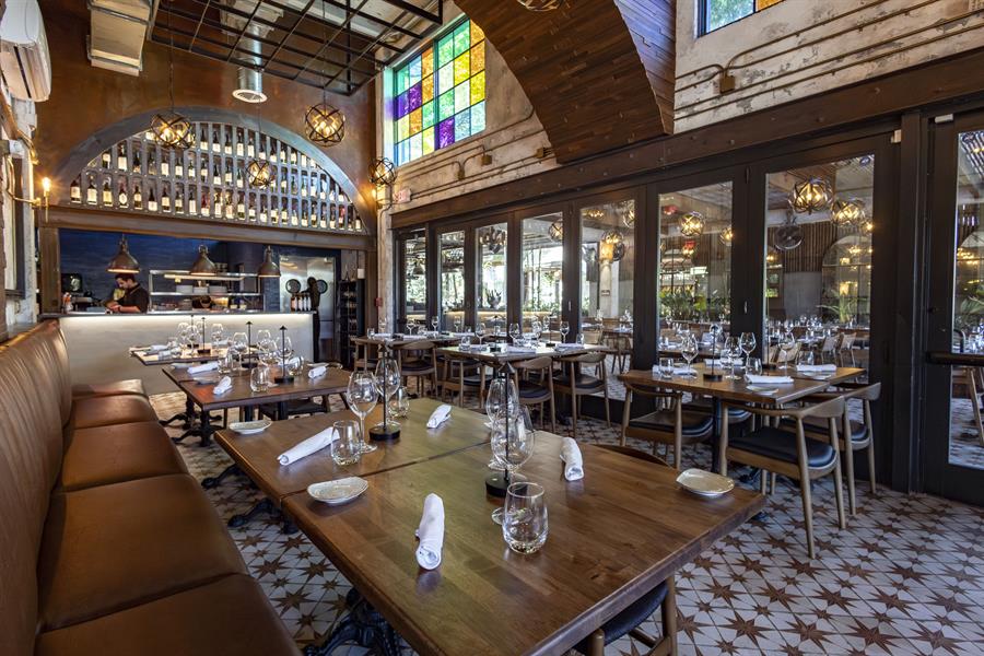 restaurante Casa Vigil que muestra su nueva sede en Miami, (2)