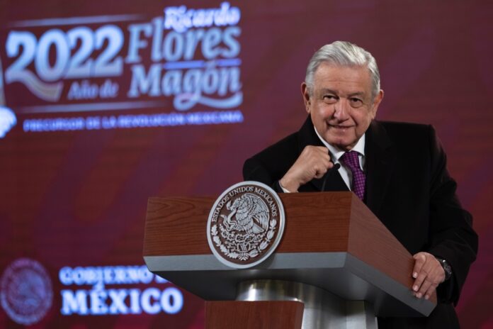 Andrés Manuel: 