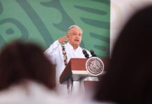 Andrés Manuel López Obrador, (2)