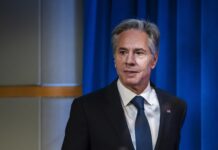 Blinken señaló que las prioridades de Estados Unidos en la relación con El Salvador serán "la buena gobernanza, la prosperidad económica, las garantías de juicios justos y los derechos humanos".