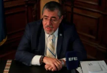 Presidente, Bernardo Arévalo de León.