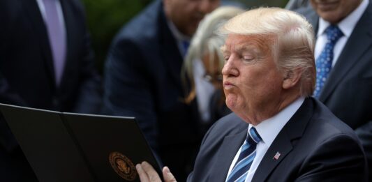 Desde el momento en que la Justicia notifique la decisión a Trump, el candidato republicano a las elecciones presidenciales dispondrá de 30 días para presentar apelaciones.
