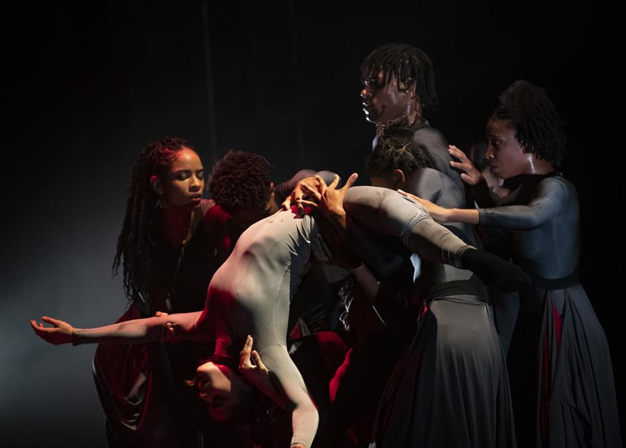 Integrantes de la compañía Acosta Danza Yunior (1)