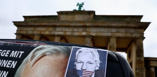 Julian Assange