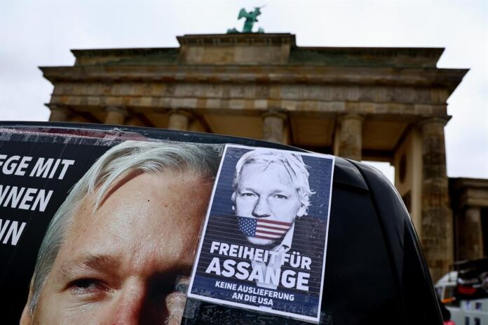 Julian Assange