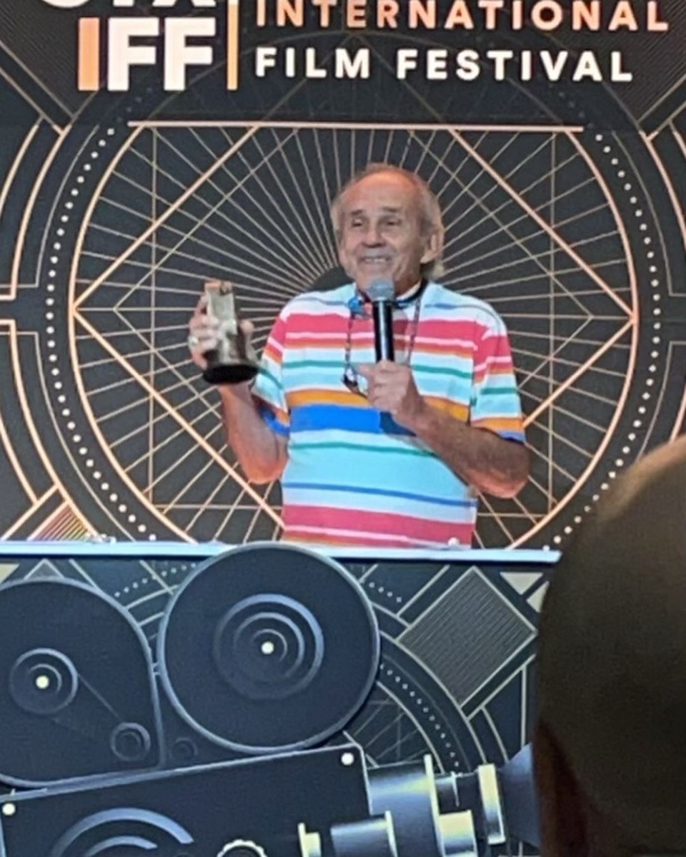 La pel&iacute;cula de Serna ya ha ganado varios premios, incluyendo Mejor Documental y el Premio Legado en el Festival Internacional de Cine del sur de Texas.