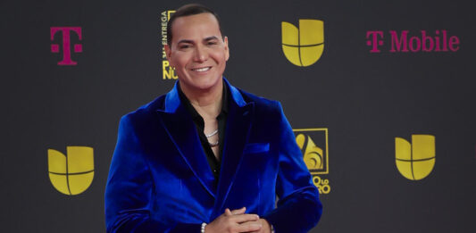 El salsero Víctor Manuelle.