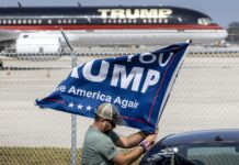 Trump visita la frontera con México para atacar la gestión de Biden: "Esta es su invasión" avión de Donald Trump