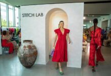 modelos desfilando las creaciones presentadas en esta reconocida incubadora de la industria de la moda