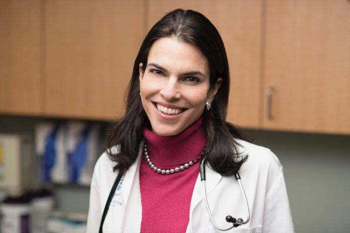 La doctora Diane Reidy-Lagunes, médico especialista en cánceres gastrointestinales del Centro Oncológico Memorial Sloan Kettering (MSK), trabajó en España y es bilingüe.