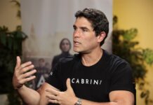 Verástegui busca tocar el corazón de las mujeres y las candidatas de México con 'Cabrini' El actor y productor mexicano Eduardo Verástegui