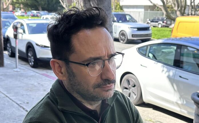 El director español Juan Antonio Bayona