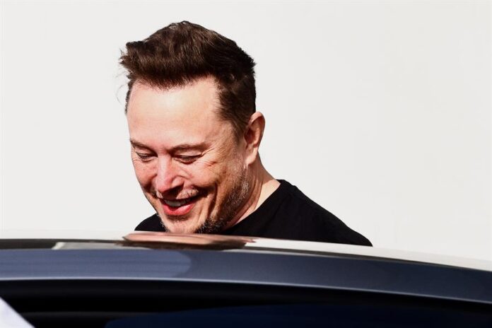 Elon Musk efe No obstante, Musk, que es uno de los hombres más ricos del mundo -y cada vez más crítico con el gobierno demócrata de Joe Biden-, dijo que es