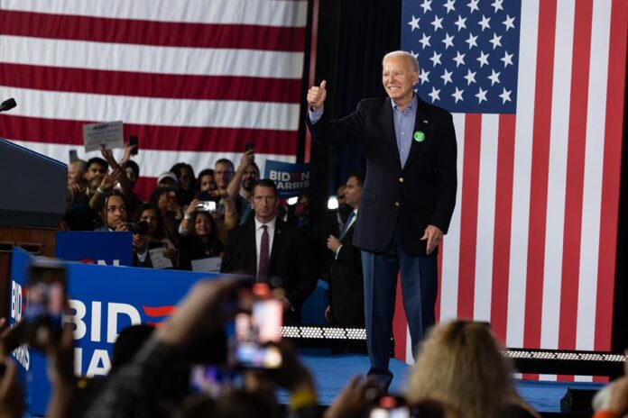 Joe Biden (33) Joe Biden