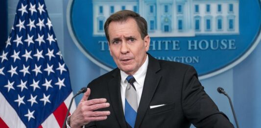 Kirby afirmó que Washington está "profundamente preocupado" por el arresto el miércoles de Henry Alviárez y Dignora Hernández.