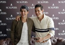 Los hermanos y actores españoles Óscar (i) y Mario Casas